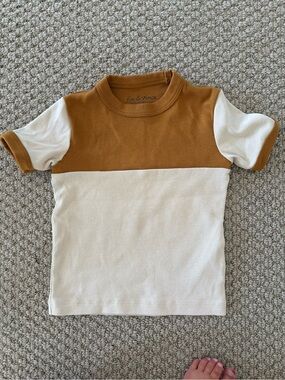 Fin & Vince Wheat track Short-Sleeve Tee